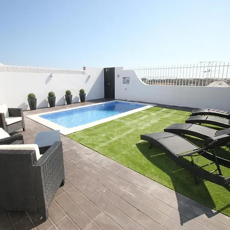 别墅 #117 La Jax By Holidays